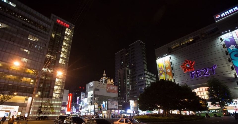 周邊景點│桃園火車站前商圈